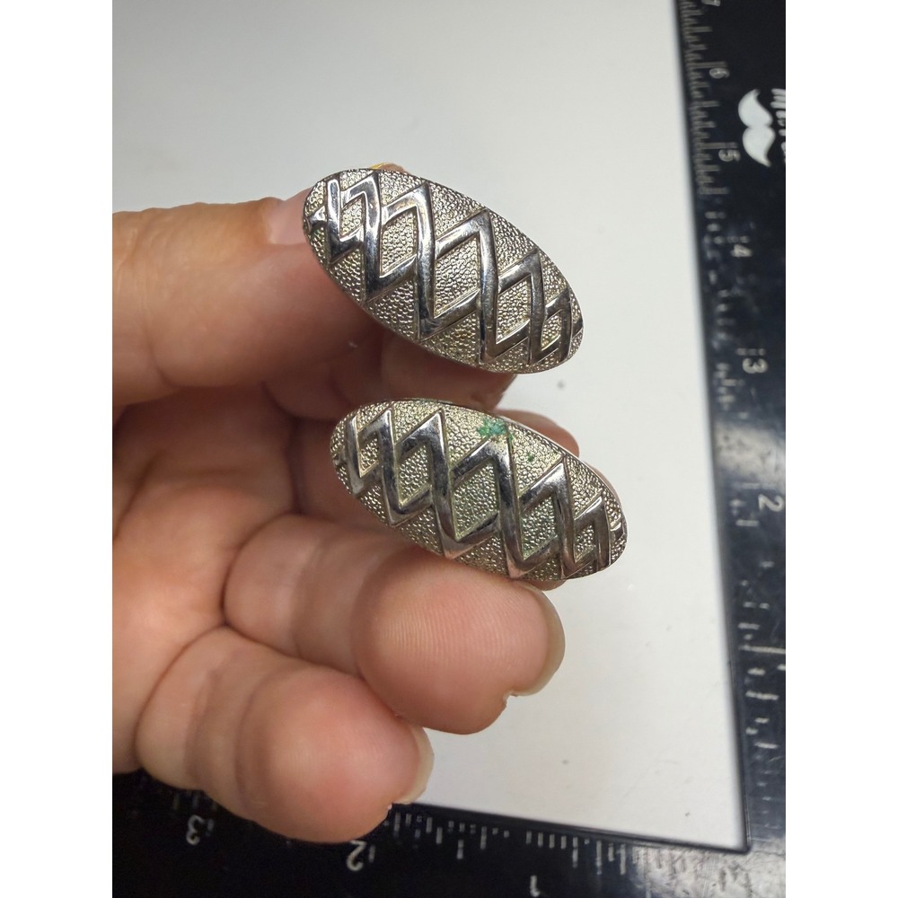 Vintage Silver Tone Zigzag Textured Oval Cufflinks Mid Century Geometric Mens